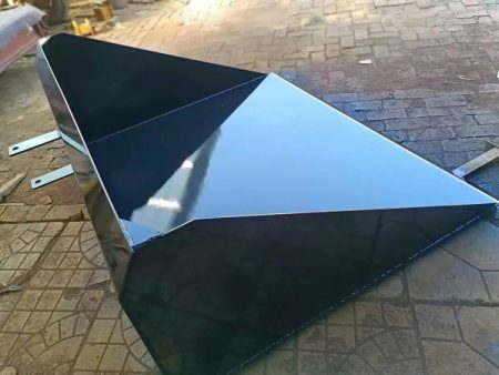 Gầu xúc lật gắn càng nâng xe nâng