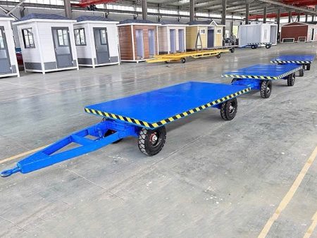 Rơ móc chở hàng 2 tấn nối đuôi nhau